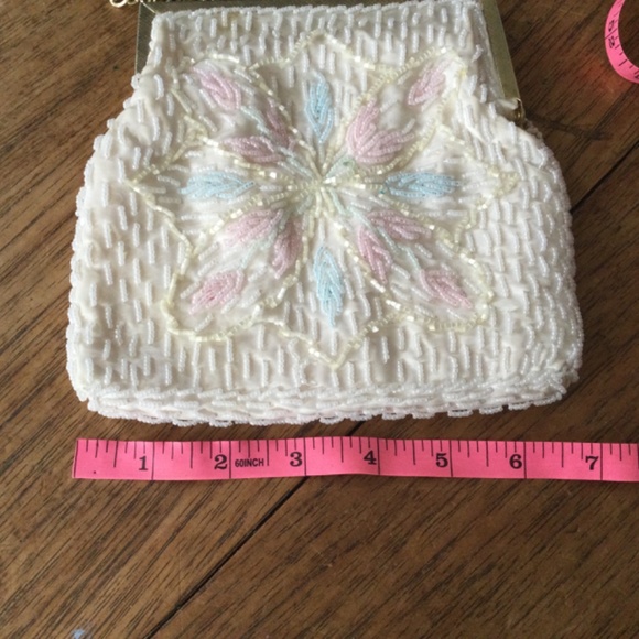 Vintage 20’s era LA Regale handmade beaded purse made in Hong Kong - Picture 9 of 14